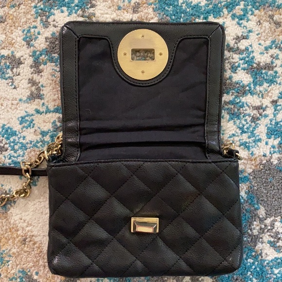 Banana Republic quilted purse with chain - Picture 9 of 11